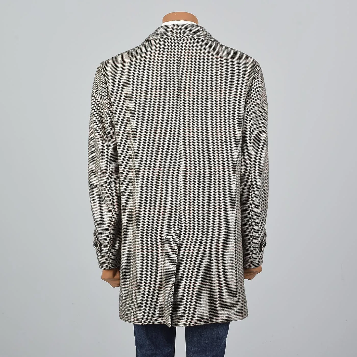 1970s Mens Tweed Coat in Windowpane Plaid