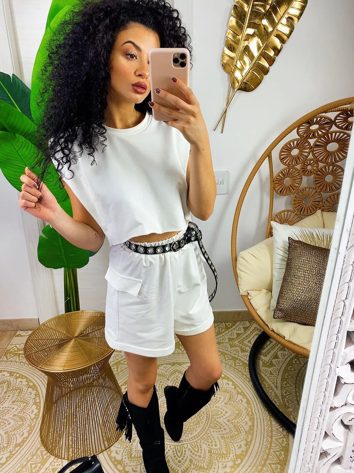 Completo sportivo maglia e short bianco