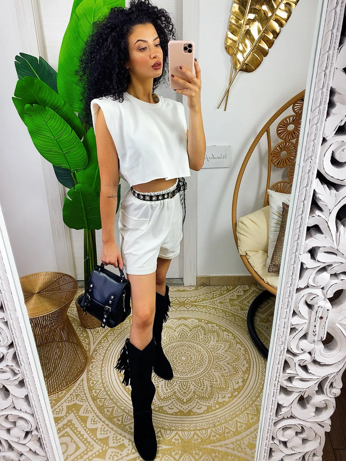 Completo sportivo maglia e short bianco