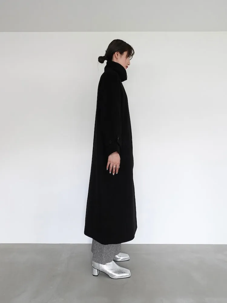 Curve Design Wool Coat