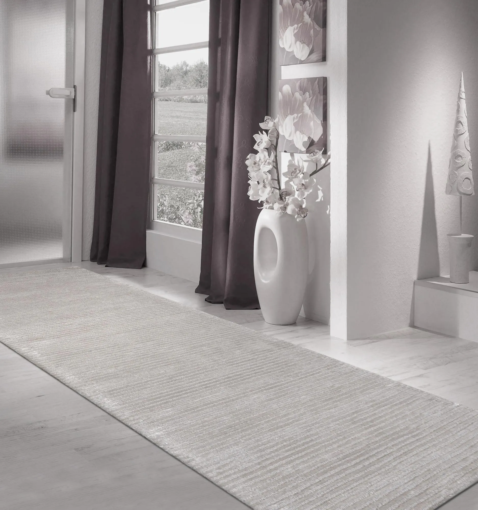 Edgy Collection Tufted Silver Area Rug- 2' 6" X 10' 0"