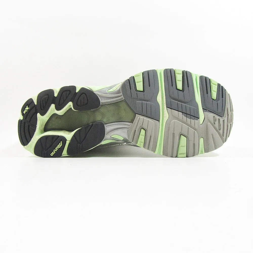 MIZUNO Wave Precision