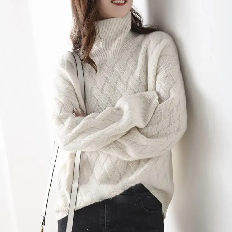 Women's Trendy Thick Knitted Jumper with Zigzag Pattern | Ideal for Autumn/Winter